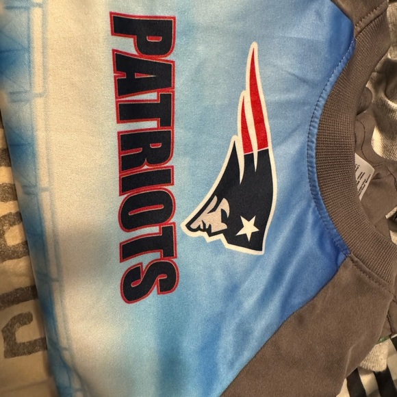 Patriots Kids Long Sleeve Shirt - Blue and Gray, Must Have for the little fan! 3 - Picture 4 of 4